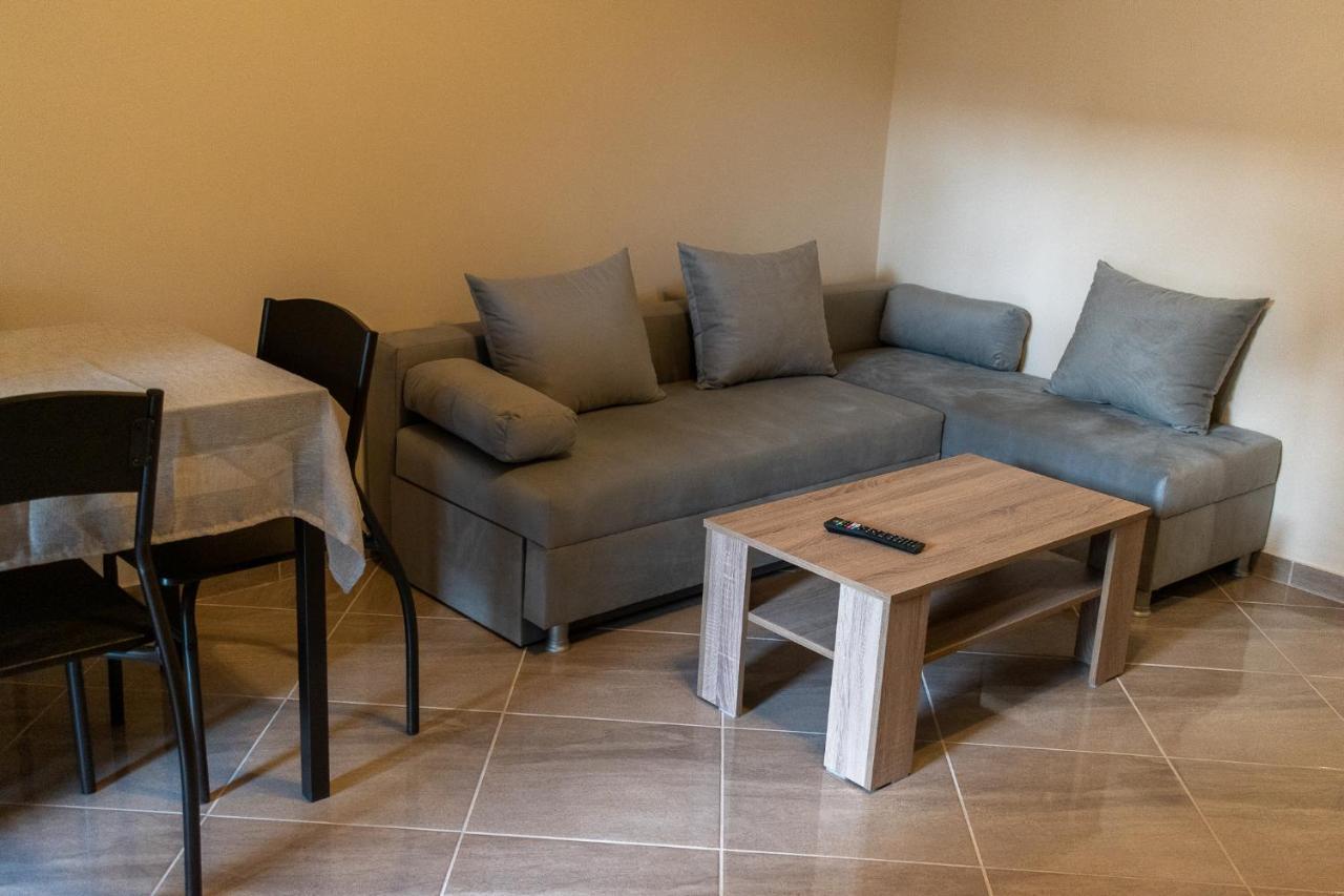 John'S Apartment'S Near Athens Airport!! Spáta エクステリア 写真