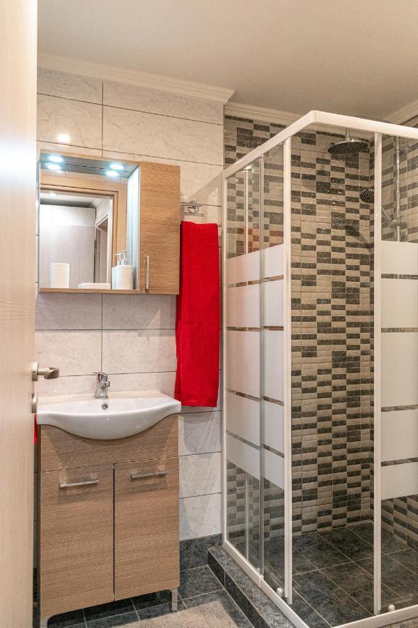 John'S Apartment'S Near Athens Airport!! Spáta エクステリア 写真
