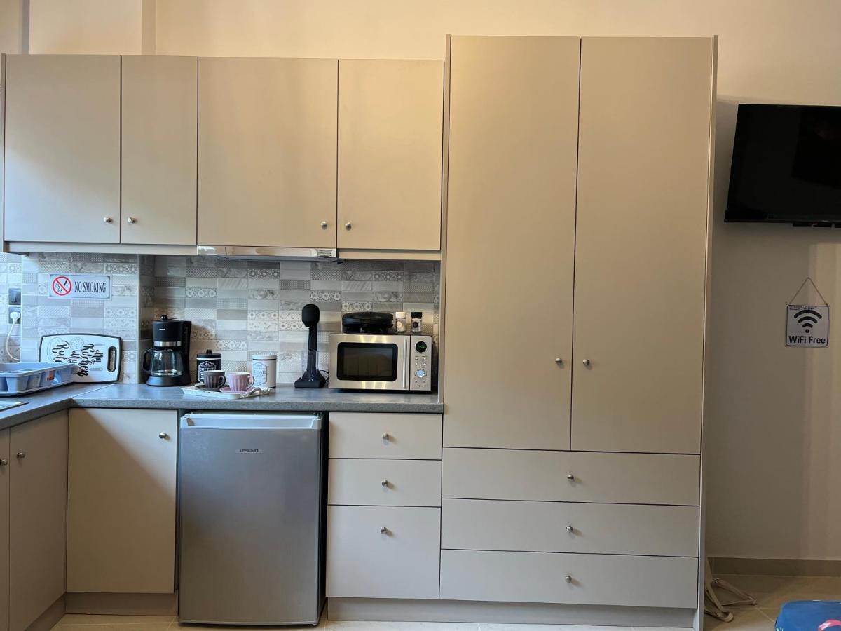 John'S Apartment'S Near Athens Airport!! Spáta エクステリア 写真